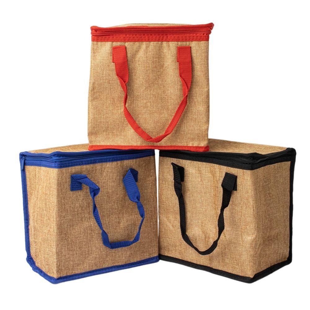 Bolsa Térmica 17 Litros DI1676 na cor Preto, brinde personalizado Sky Brindes