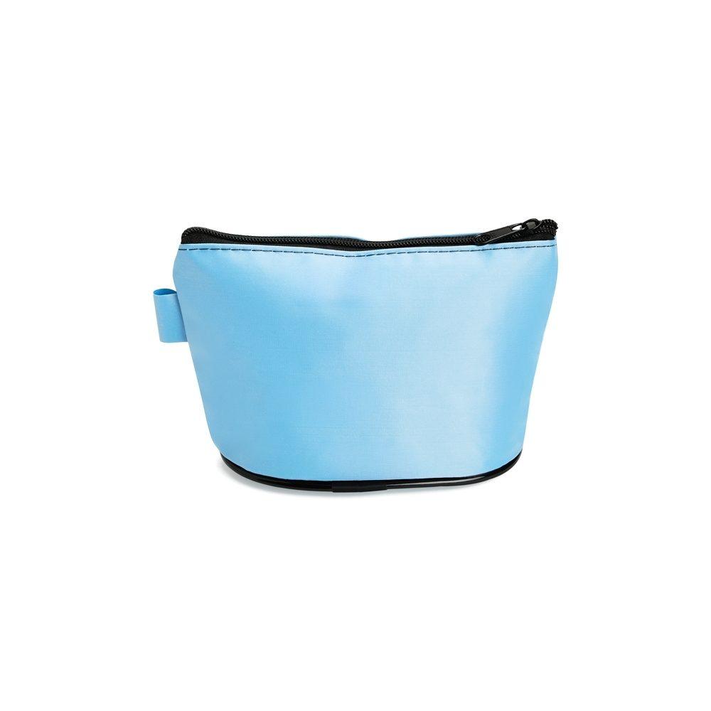 Necessaire Nylon DI1746 na cor Azul claro, brinde personalizado Sky Brindes