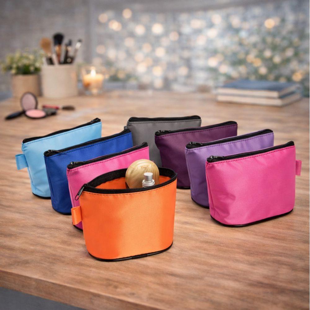 Necessaire Nylon DI1746 na cor Grafite, brinde personalizado Sky Brindes