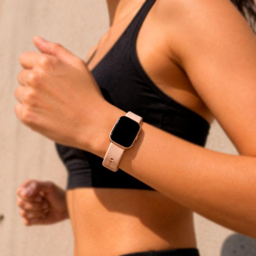 Smartwatch idw26 DI1821 na cor Dourado, brinde personalizado Sky Brindes