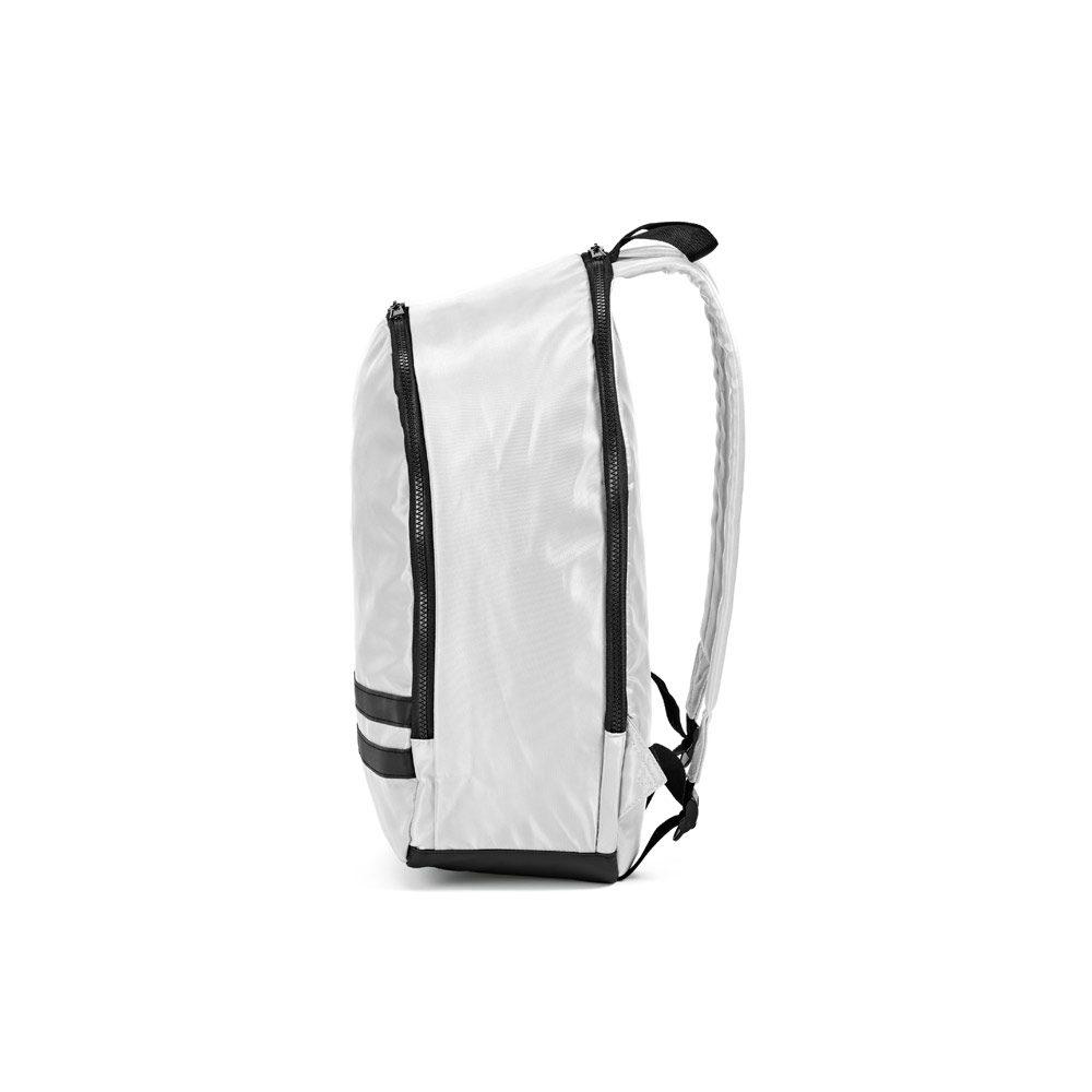 Mochila 290T poliéster reciclado MO1520 na cor Branco, brinde personalizado Sky Brindes