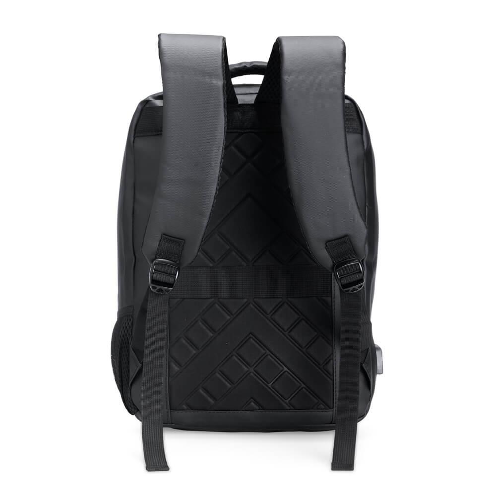 Mochila Couro Sintético 18 Litros MO1680 na cor Preto, brinde personalizado Sky Brindes