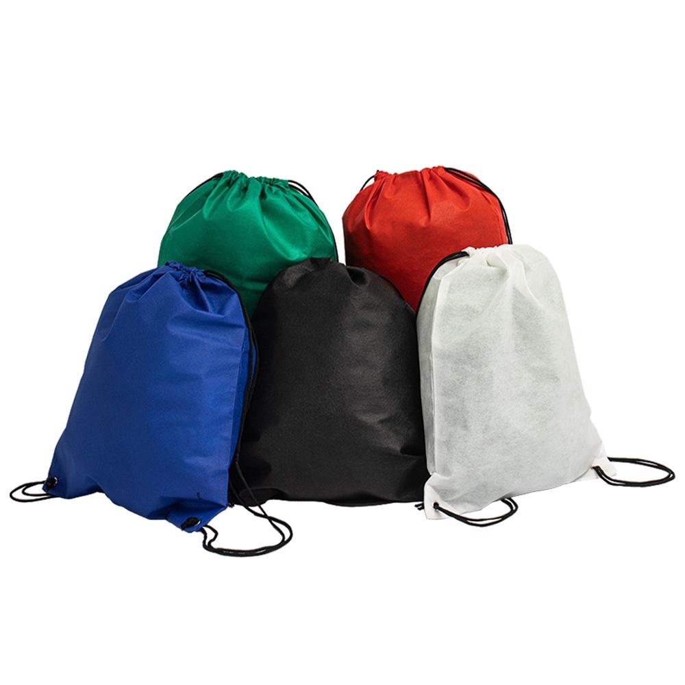 Sacochila tnt MO1733 na cor Preto, brinde personalizado Sky Brindes