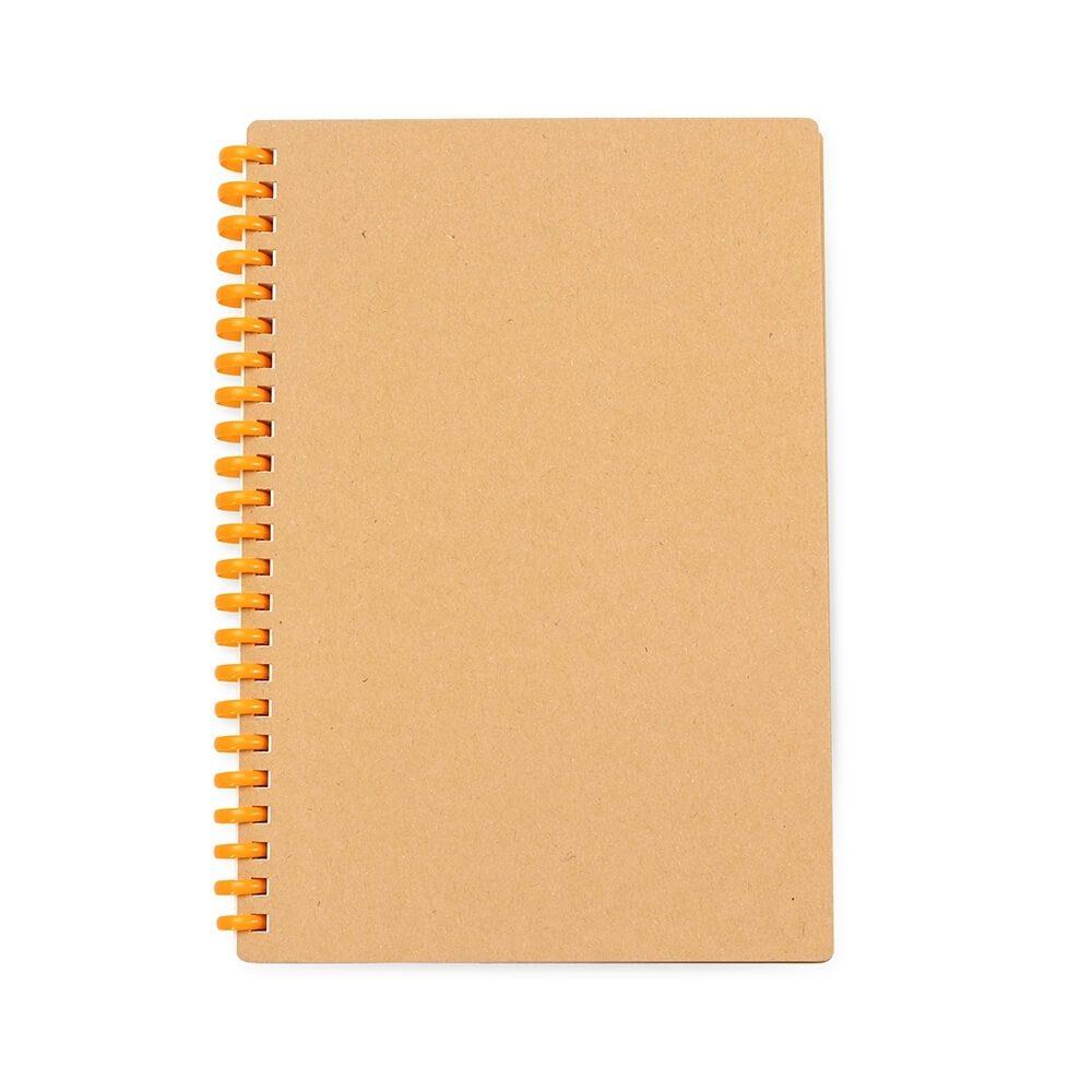 Caderno Kraft Pautado PA1799 na cor Laranja, brinde personalizado Sky Brindes