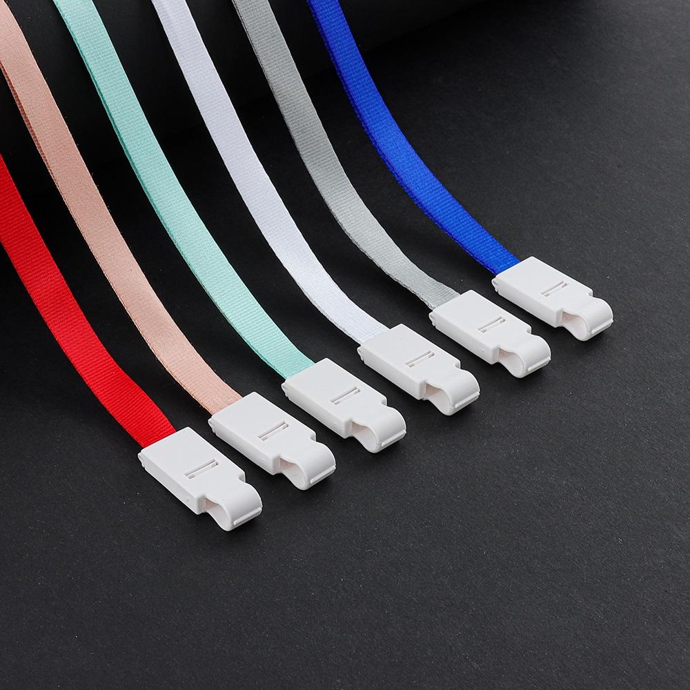 Cordão para crachá poliéster PA1948 na cor Branco, brinde personalizado Sky Brindes