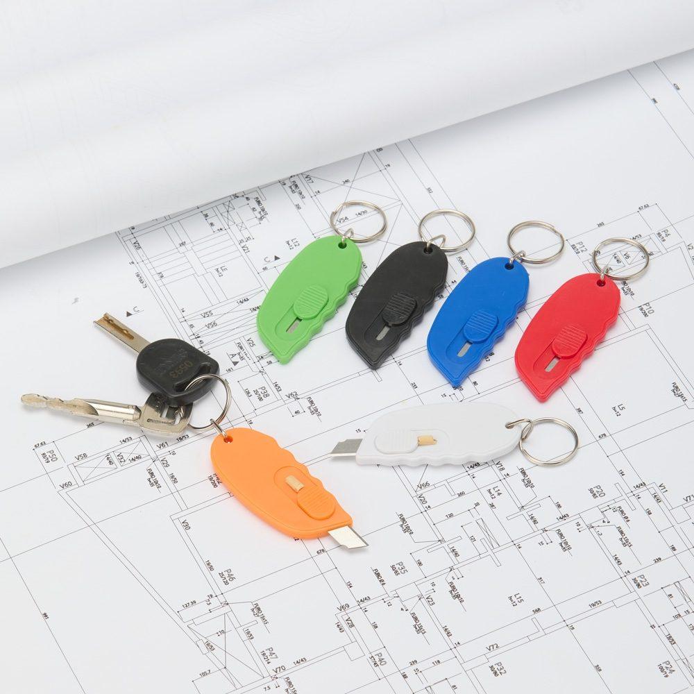 Chaveiro estilete PA1956 na cor Branco, brinde personalizado Sky Brindes