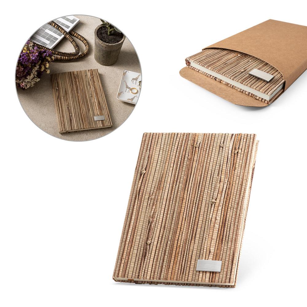 Caderno a5 de capa dura em palha natural com páginas pautadas recicladas PA2140 na cor Natural, brinde personalizado Sky Brindes