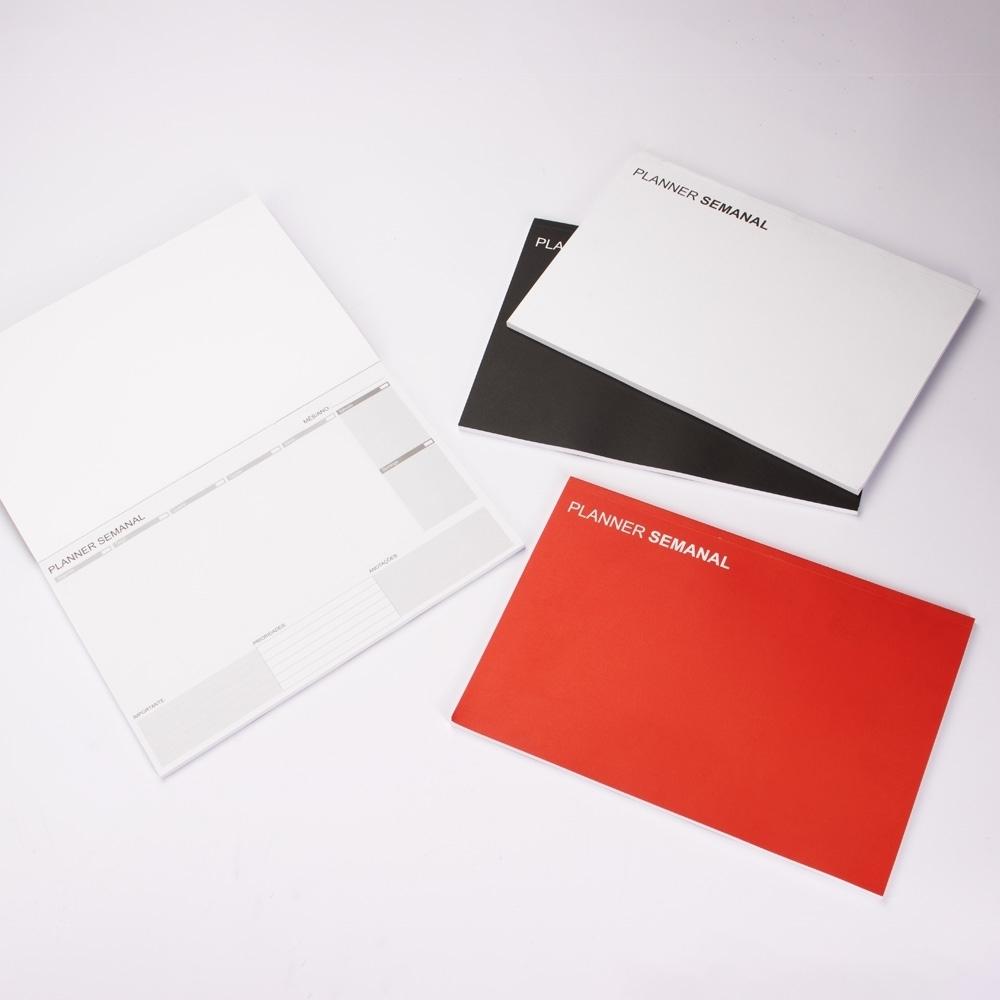 Planner semanal PA2259 na cor Vermelho e inox, brinde personalizado Sky Brindes