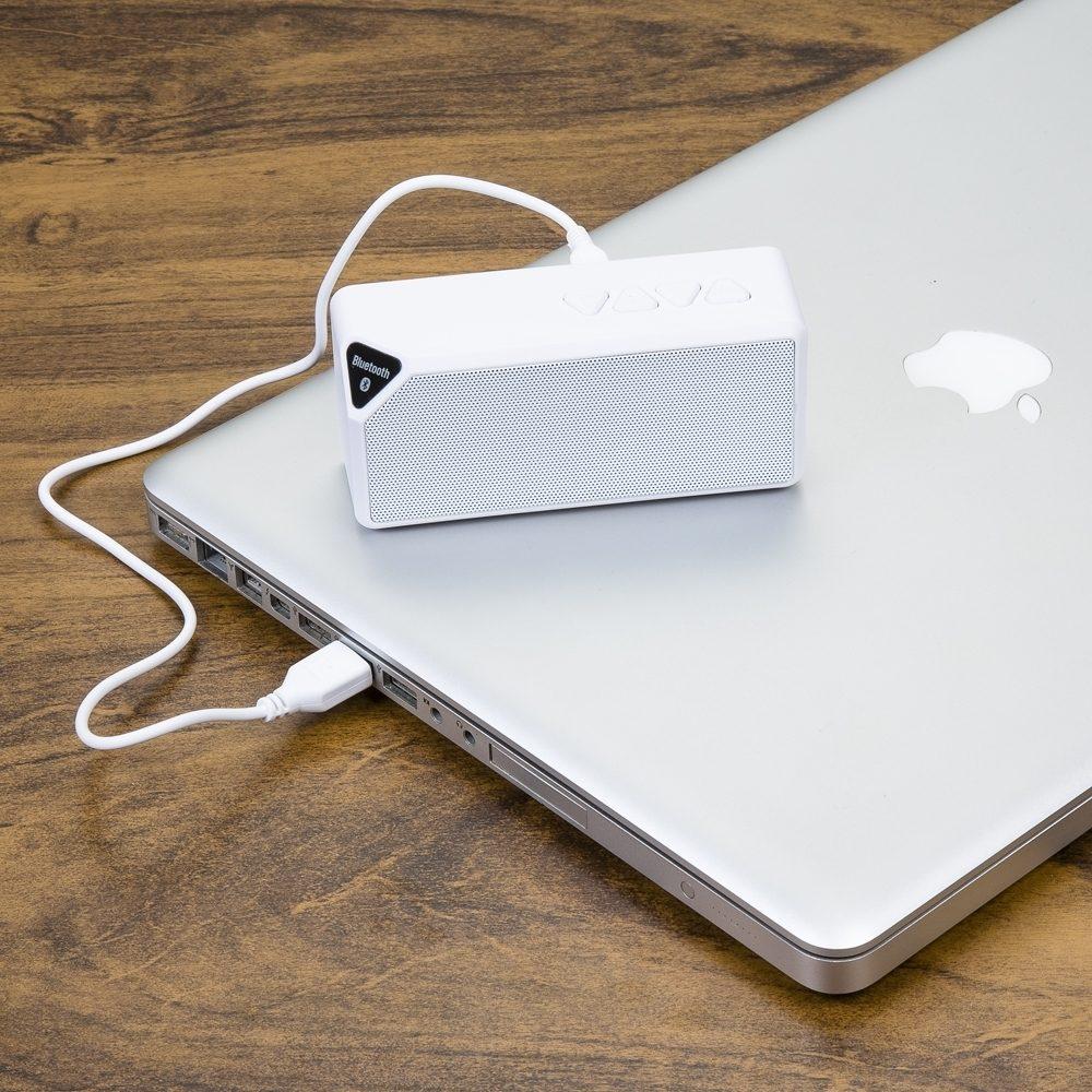 Caixa de som multimídia TE1356 na cor Branco, brinde personalizado Sky Brindes