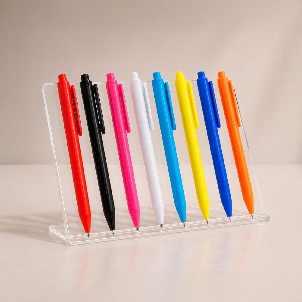 Caneta plástica
