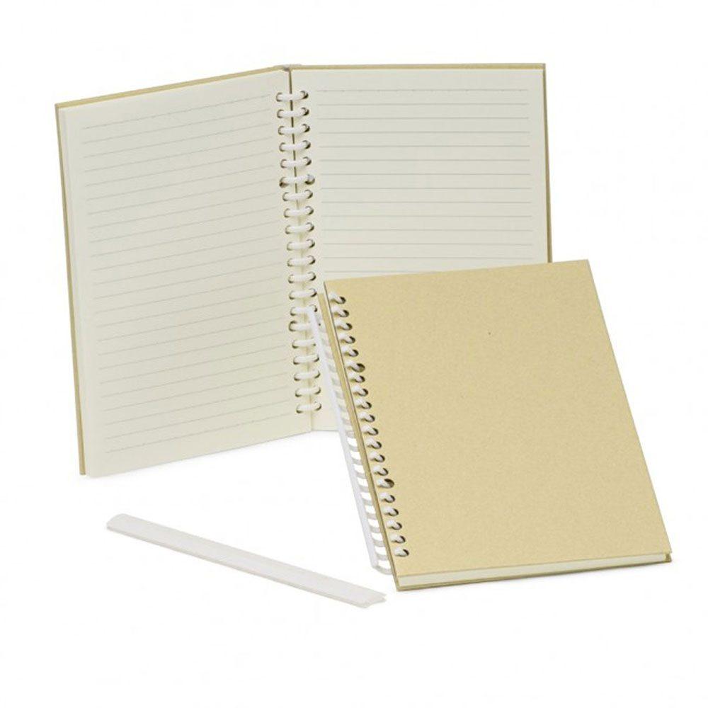 Caderno com pauta